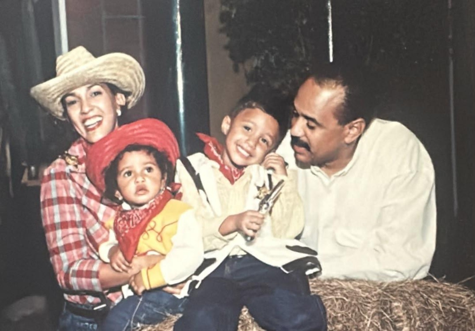 Recuerdo de la Familia Reyes Germán